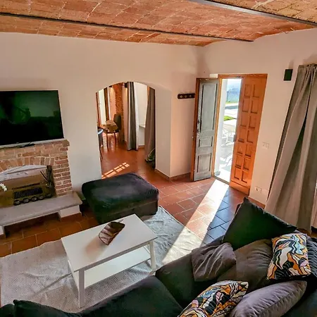 Perla, Hilltop Location With Pool *