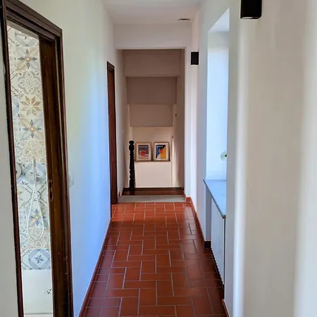 Perla, Hilltop Location With Pool Ferienhaus *