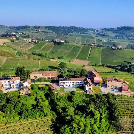 Perla, Hilltop Location With Pool Ferienhaus Calosso