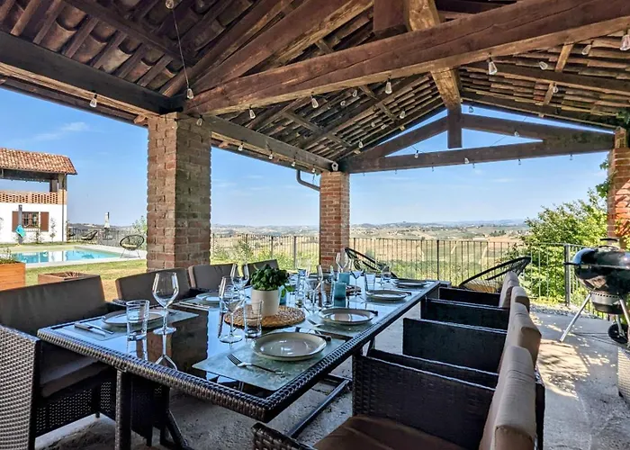 Perla, Hilltop Location With Pool Calosso