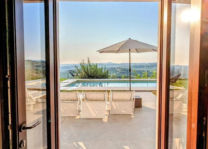 Сasa de vacaciones Perla, Hilltop Location With Pool Calosso